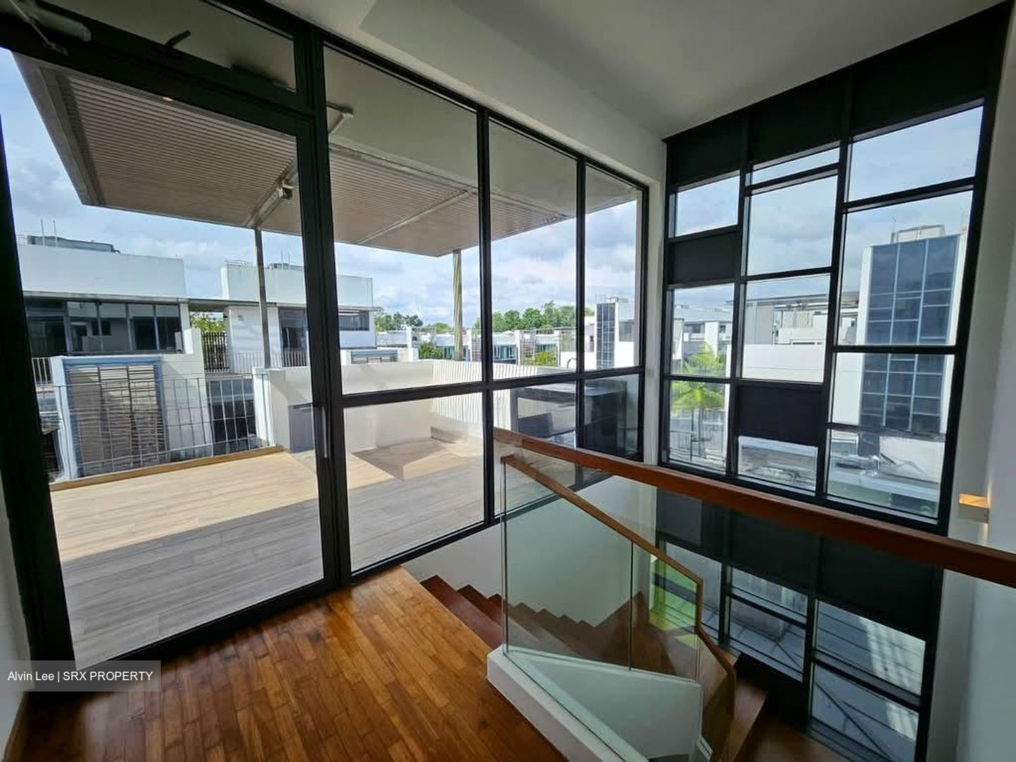 Alana (D28), Terrace #584981291
